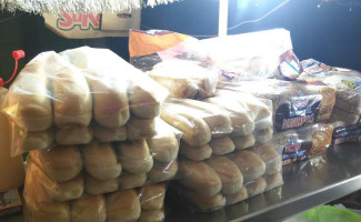 El Nenuco Hamburguesas Y Hotdogs food