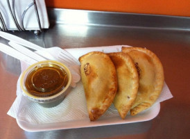 Todo Empanadas Gómez Morín food