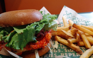 Wingstop Moll Del Valle food