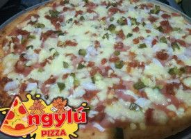 Pizza Angylú food