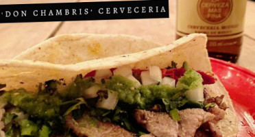 Don Chambris Cerveceria food