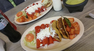 Taquería Regia San Agustín food