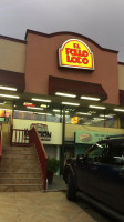 El Pollo Loco outside