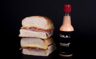 Lola Tortas Europeas food