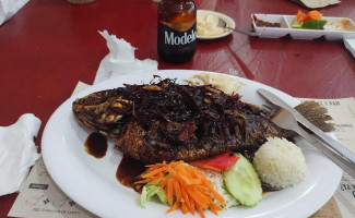 Mariscos Villa Del Mar food