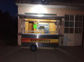 Roca Pizza 2da Sucursal inside