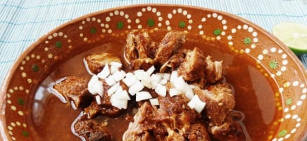 El Tejado De Don Eme (birria) food