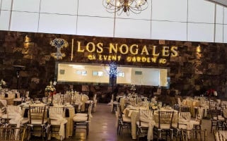 Los Nogales Garden inside