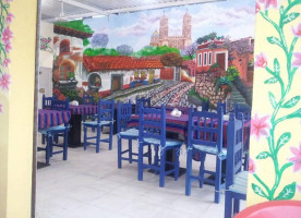 El Campanario food