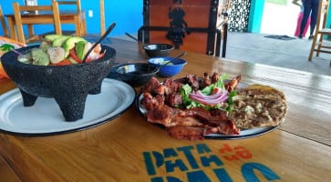 Pata De Palo De Mariscos food