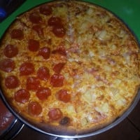 Nova Pizza food