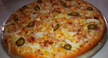 Nova Pizza food