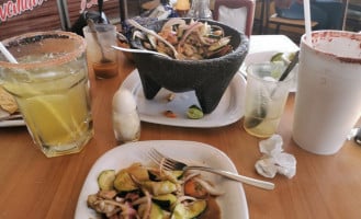 Royer's Restaurant Bar Mariscos Y Cortes food