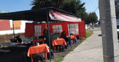 Birria Y Cabeza Rodri food