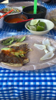 Tacos De Cabeza El Fresno food