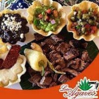 Los Agaves food