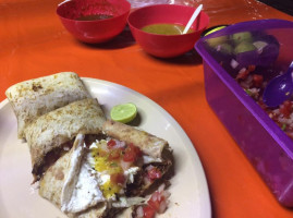 Taqueria Calixto food