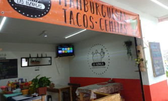 Las Biznagas Hamburguesas, Tacos Y Alitas. inside