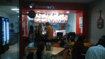 Domino's Tepatitlán inside