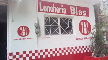 Loncheria Blas outside