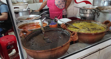 Zona De Comida Del Mercado De Tenancingo food