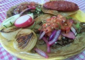 Taqueria Gollito's food