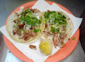 Tacos El Jefe inside