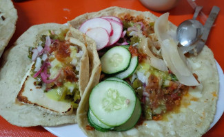 Taquería Suchiate food