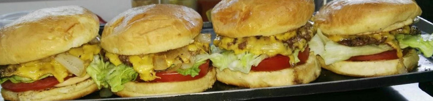 Juicy Burger Tepa food