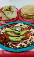 Taquería Boni food