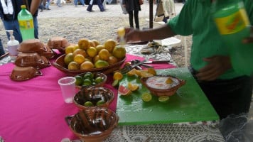 Las Cazuelas Del Jorobado food