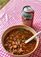 Birria Los Vecinos food