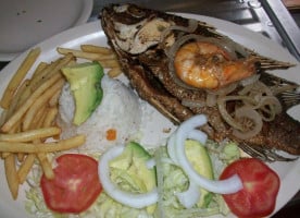 Marisquería Isla Dorada food