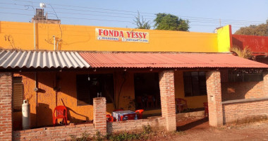 Fonda Yessi inside