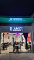 Kazumi Sushi (cucapah) Hé Měi inside