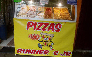 Pizzas Runner's Jr outside