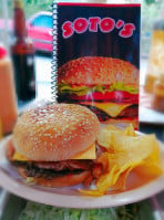 Soto's Hamburguesas food