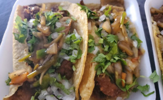 Tacos Varios Don Chuy food