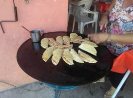 Antojitos Mexicanos Fide food