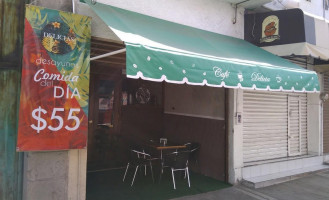 Café Delicias inside