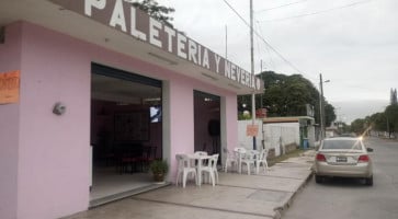 Paleteria La Michoacana Los Primos inside