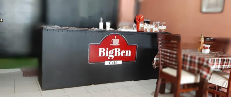 Big Ben Café outside