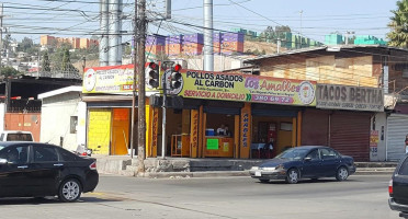 Pollos Asados Al Carbón Los Amables inside