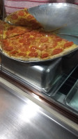 Rivera's Pizza Italiana food