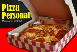 Manolo's Pizza Sucursal Libertad food