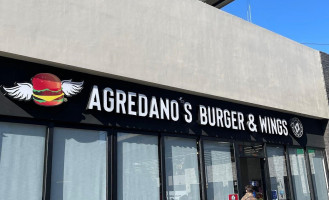 Agredano’s Burgers Wing’s food