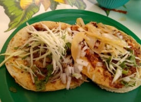 Taqueria Don Valde food