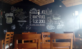 La Buena Pizza food