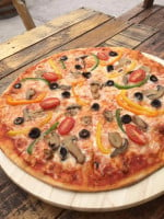 Piccolina Pizza E Pasta food