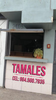 Tamales Girasoles outside